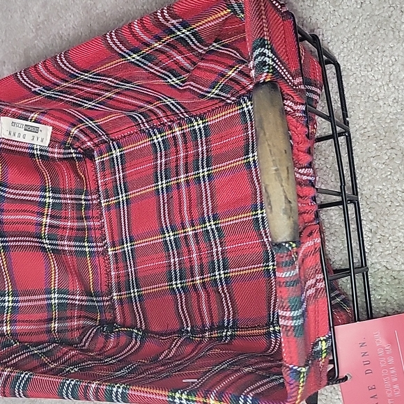 Rae Dunn Holiday Basket - Picture 5 of 7